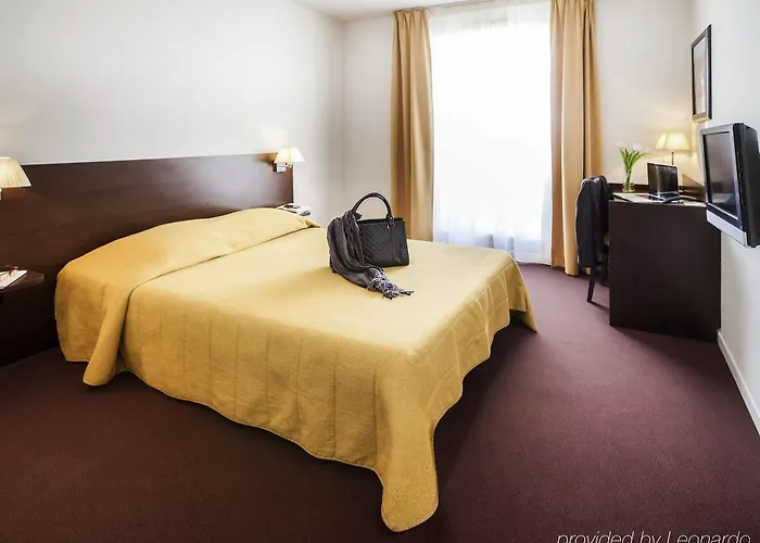 מלון דירות Adagio Access Strasbourg 3*